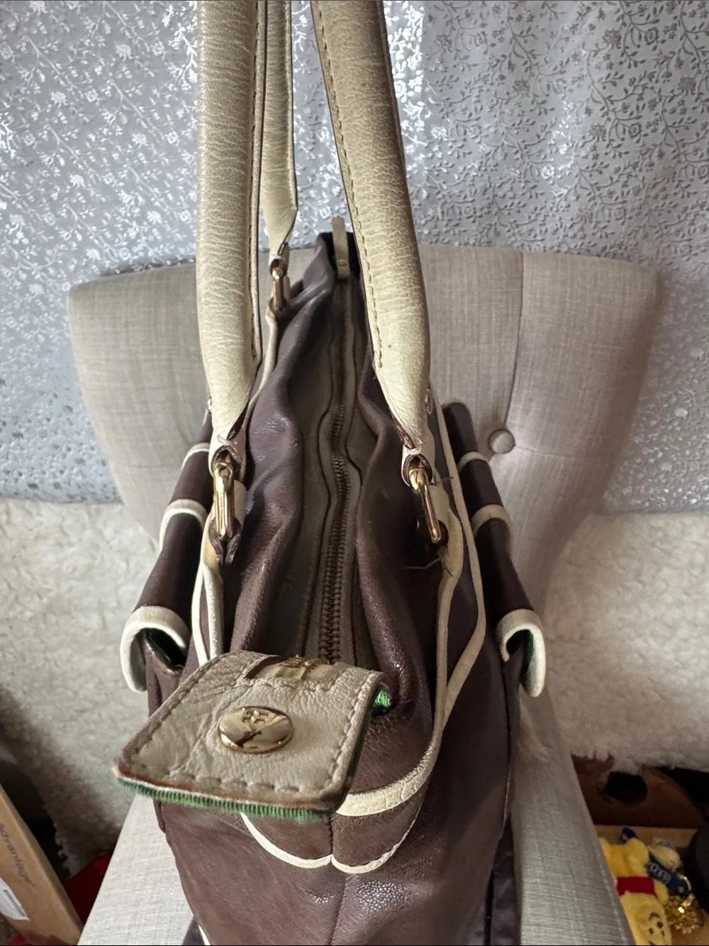 kate spade Brown and Cream Leather Tote with Faux Fur-Trim Gloves - Picture 4 of 5